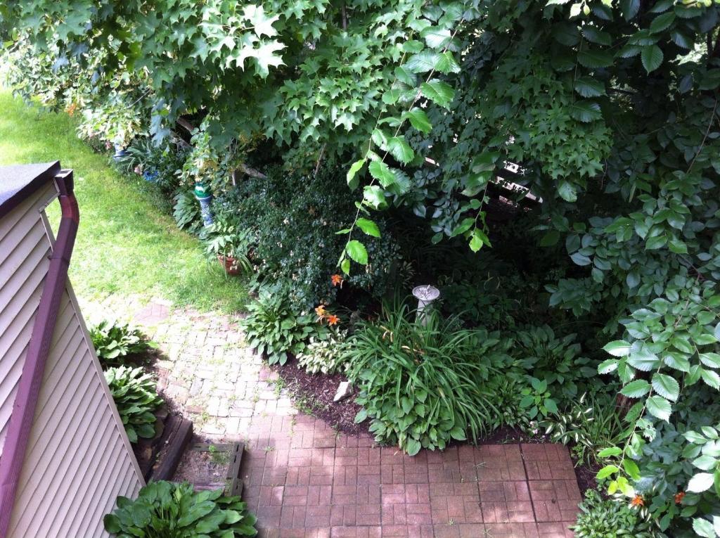 Emerald Necklace Inn Bed And Breakfast 레이크우드 외부 사진